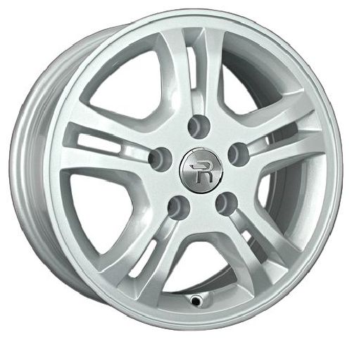 Replica RN140 6.5x15/5x114.3 D66.1 ET43 Silver