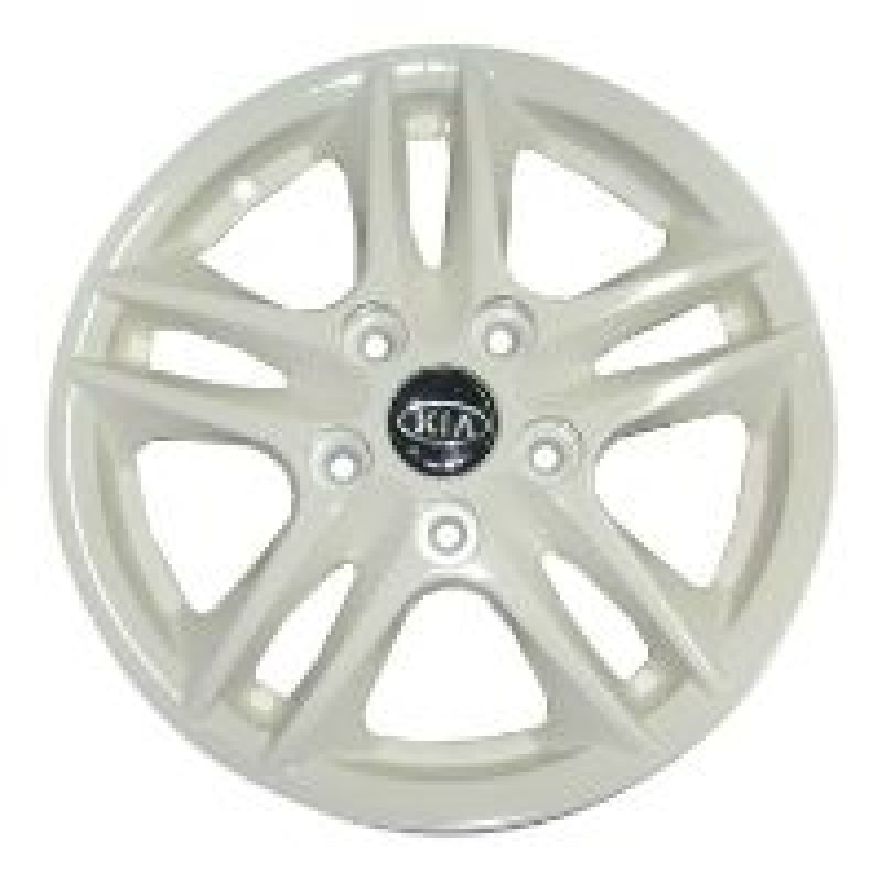 Replica KI14 5.5x15/5x114.3 D67.1 ET45 White