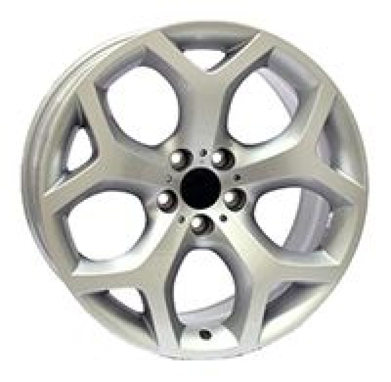 Replica W667 8.5x18/5x120 d72.6 ET35