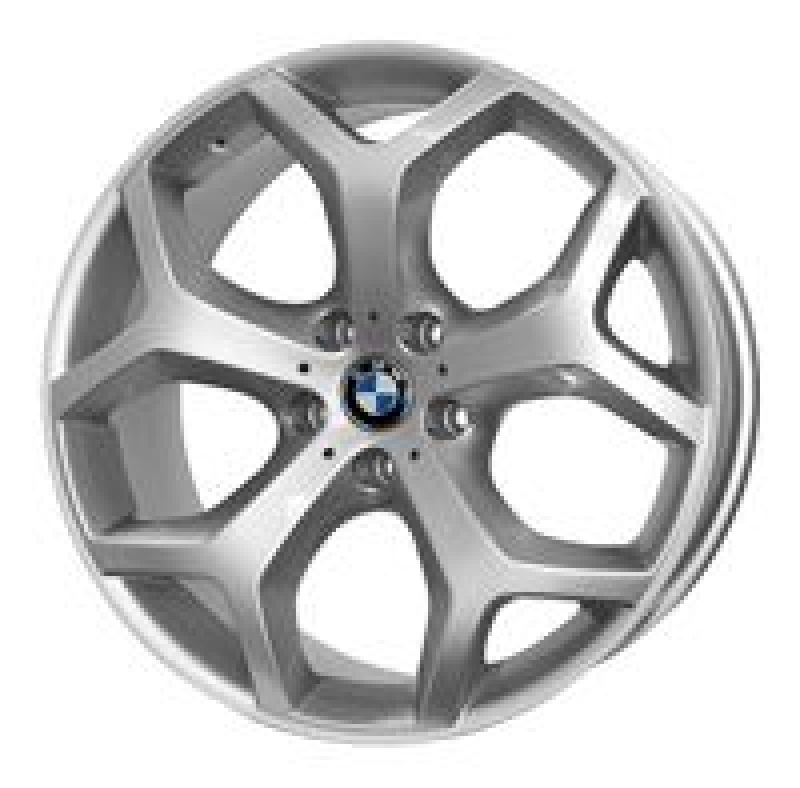 Replica 560 BMW 10.5x20/5x120 ET30